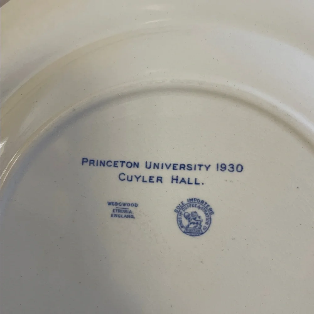 Wedgwood Blue and White Princeton University 1930 Guyler Hall plate 10.25”
